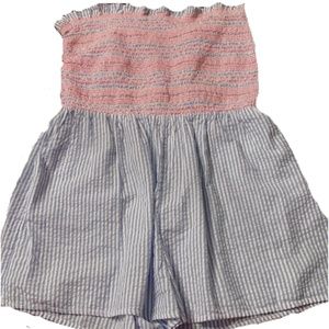 NWOT crown & Ivy cabana strapless smocked romper